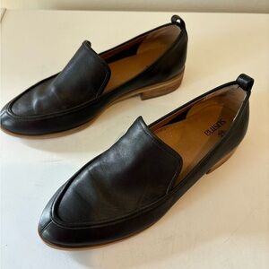Susina Black Leather Loafers size 5 M